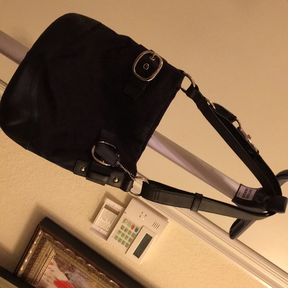 Coach crossbody - Picture 4 of 8